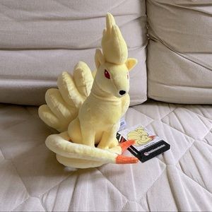 NWT Pokémon Center Ninetales nine tail fox 9” plush